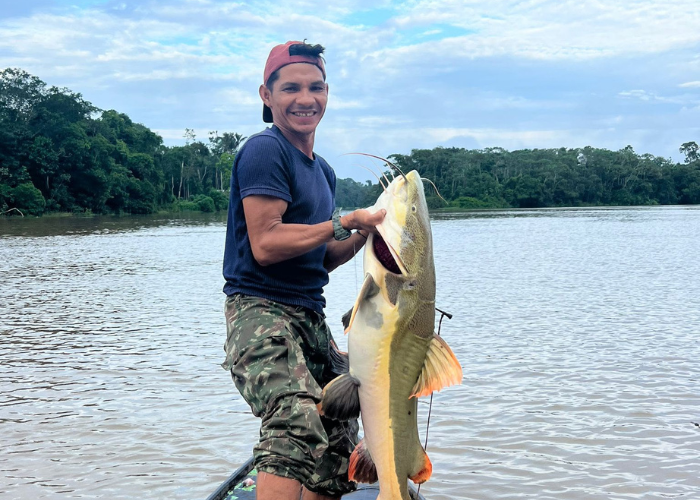 Mikeias in the Amazon - photo 4